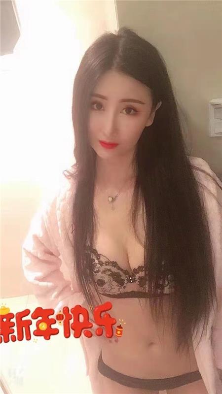 爆艹像佟丽娅的新疆美女